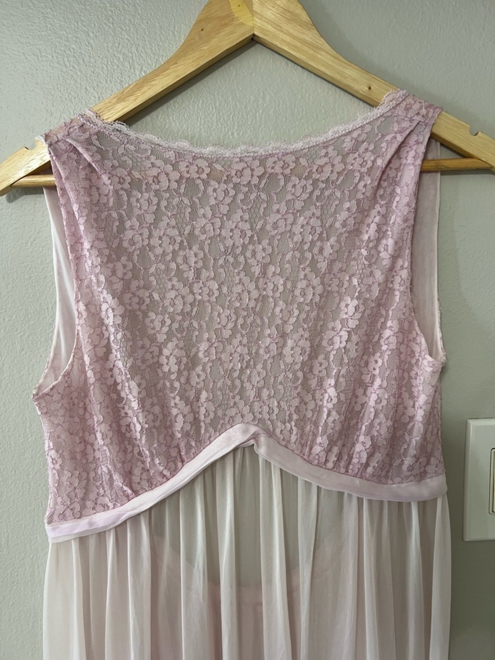 Vintage Sheer Pink Lace Nightgown Open Back Romantic Cottagecore Maxi Dress - Picture 4 of 11